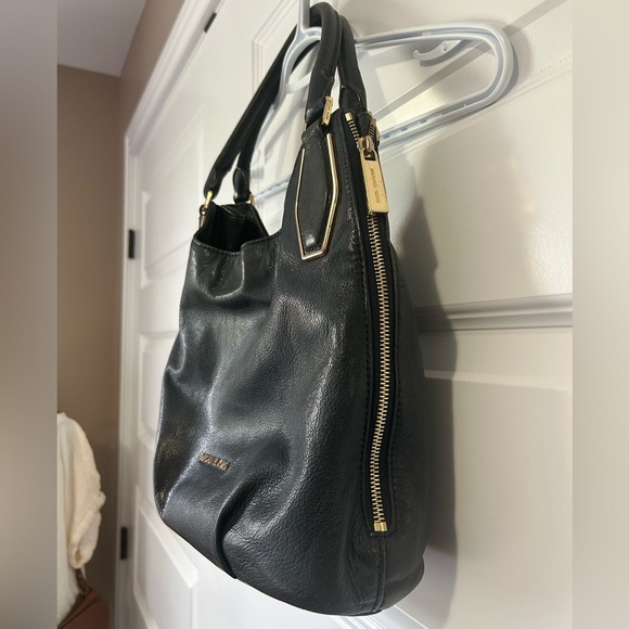 Michael Kors Navy Blue Vanessa Pebbled  Leather Shoulder Bag with Gold Accents - Picture 3 of 11